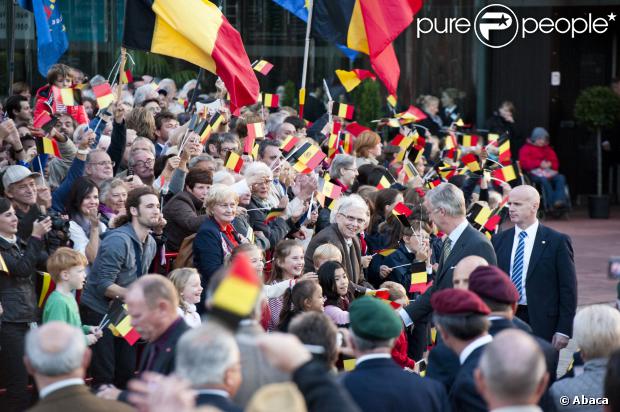 CASA REAL BELGA - Página 47 1254653-king-philippe-and-queen-mathilde-visit-620x0-1