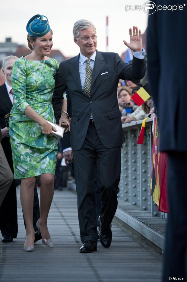 CASA REAL BELGA - Página 47 1254658-king-philippe-and-queen-mathilde-visit-620x0-1