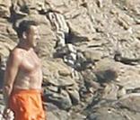 Carla et Nicolas Sarkozy : pause baignade