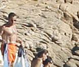 Carla et Nicolas Sarkozy : pause baignade
