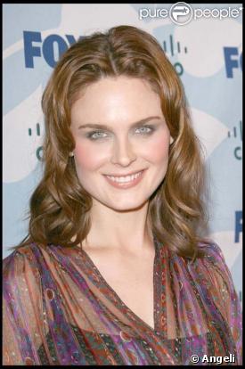 Emily Deschanel