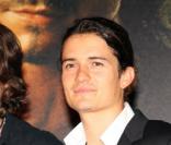 Johnny Depp avec Orlando Bloom pour l'avant Premiere des Pirates des Caraibes 3 a Paris