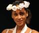 REPORTAGE PHOTOS : Noémie Lenoir, en très petite tenue, défile sous les yeux amoureux de Claude Makelele !