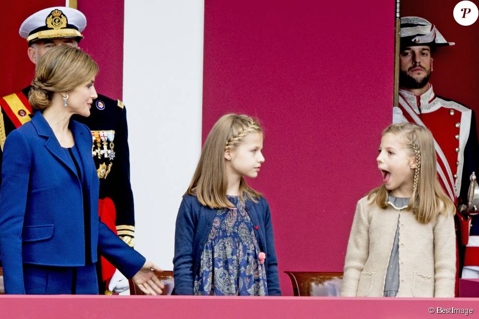 AGENDA DE SM. REYES FELIPE y LETIZIA  - Página 89 1961913-la-reine-letizia-et-le-roi-felipe-vi-950x0-2