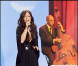Natasha St Pier à l'émission Les stars chantent Edith Piaf pour Plus de Vie, le 13/10/08