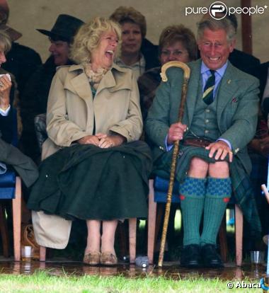 Camilla et Charles écroulés de rire !