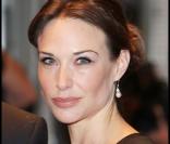 Claire Forlani