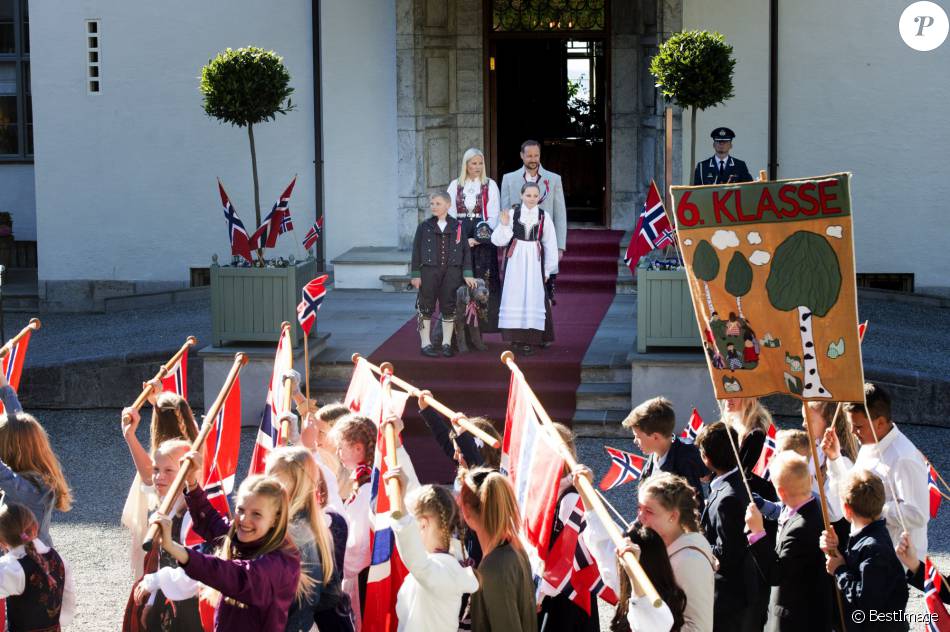 CASA REAL DE NORUEGA - Página 67 2306959-le-prince-haakon-et-la-princesse-mette-m-950x0-1