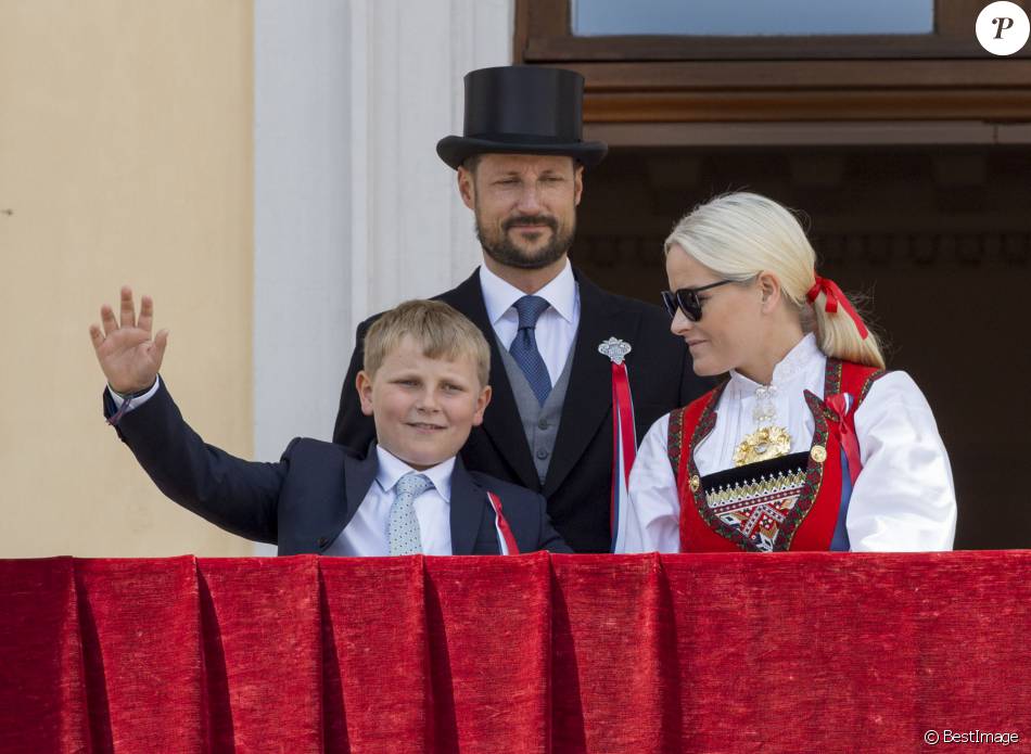 CASA REAL DE NORUEGA - Página 67 2307283-la-famille-royale-de-norvege-au-balcon-d-950x0-2