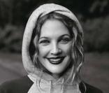 Drew Barrymore vous enchante si simplement !