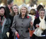 Camilla Parker Bowles participe à une marche de canidés !