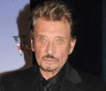 Johnny Hallyday encore malmené par un petit jeune...