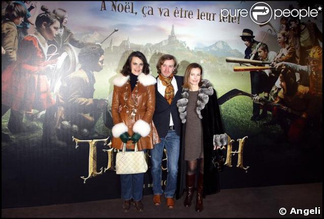 Carole Bouquet, Armelle et le réalisateur Nicolas Barry à la premiere du film ' Les Enfants de Timpelbach'