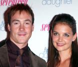 Katie Holmes et Chris Klein en 2004