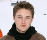 Retrouvez Thibault Vaneck dans Plus Toon la Vie le 30/12/07