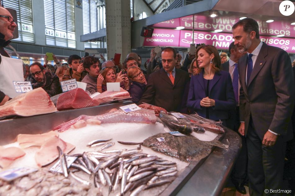 AGENDA DE SM. REYES FELIPE y LETIZIA  - Página 46 2852210-la-reine-letizia-et-le-roi-felipe-vi-d-e-950x0-4