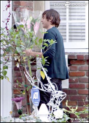 Vanessa Hudgens et Zac Efron, en amoureux