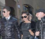 Victoria Beckham entouré de Dolce et Gabbana