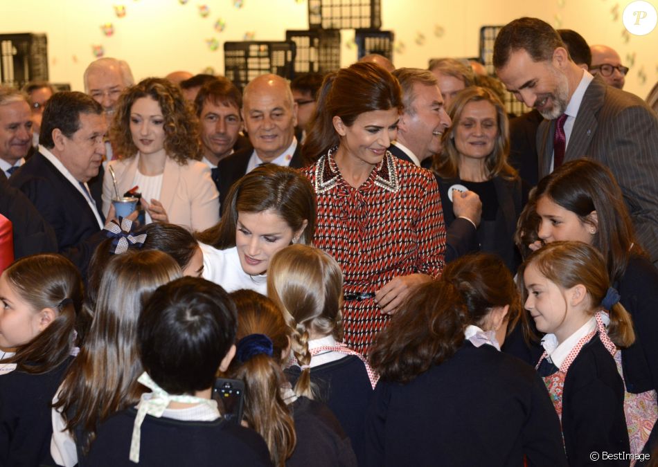 VISITA DE ESTADO DE ARGENTINA A ESPAÑA - Página 18 3085043-le-roi-felipe-vi-et-la-reine-letizia-d-e-950x0-2