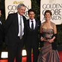 Tom Cruise avec maman et beau-papa aux Golden Globes... avant la fête avec Katie !