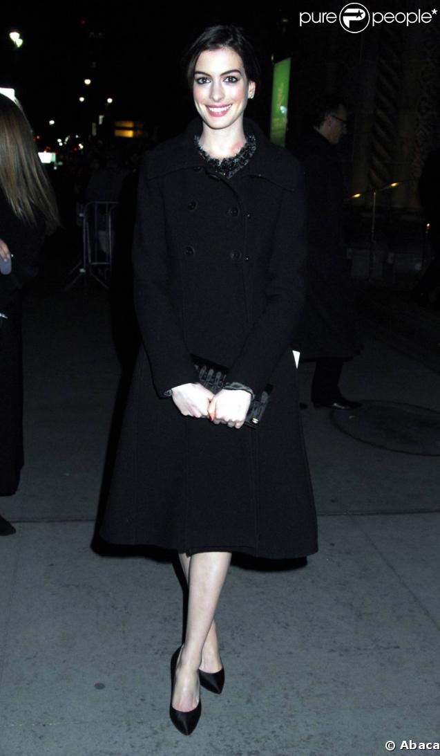 Anne Hathaway hier soir chez Cipriani