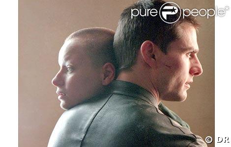 Samantha Morton, dans Minority Report en 2002... Encore un film de science-fiction avec une femme rasée ! 