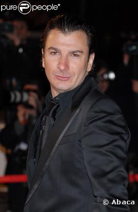 Michaël Youn qui peut se la jouer dragueur...
