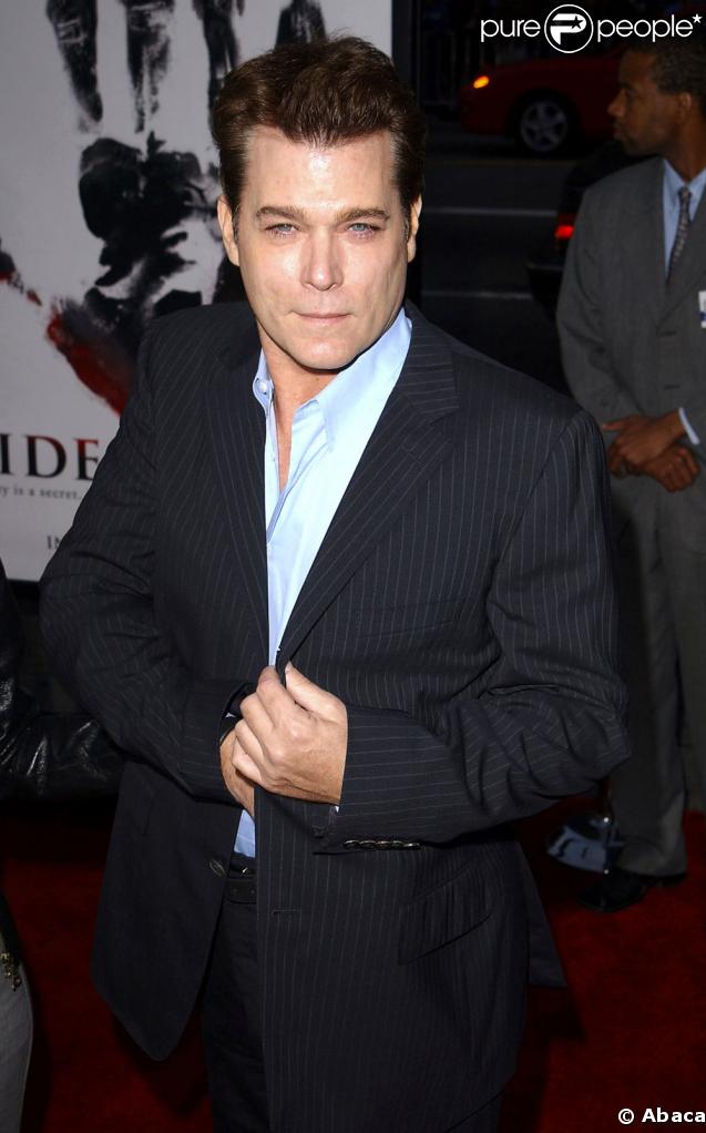 Quant à Ray Liotta, le gangster sexy des Affranchis, il était moins beau gosse en 2003 dans Narc. 