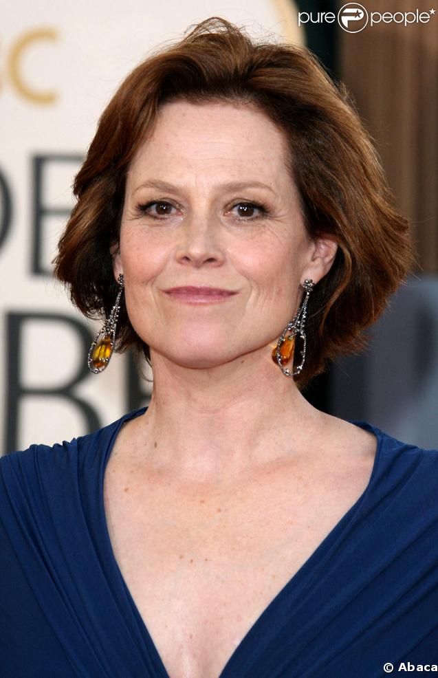 Fiancée des Ghostbusters, Sigourney Weaver ne pouvait pas rester aussi séduisante dans le troisième opus de Alien. 