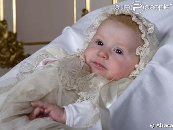 Emma, 3 mois. 20/01/09 