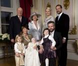 Märtha-Louise de Norvège, Ari Behn, la reine Sonja, le roi Harald V de Norvège, Maud, Leah et Emma. 20/01/09 
