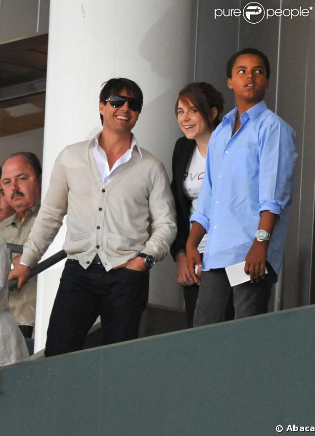 Tom Cruise en avril 2008 avec Isabella née le 22 décembre 1192 et Connor né le 17 janvier 1995