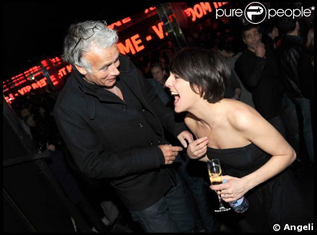 Franck Dubosc et Florence Foresti s'éclatent au VIP Room après l'avant-première de  King Guillaume  
