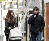 Noel Gallagher, sa femme et Donovan