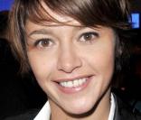 Emma de Caunes travaille actuellement avec Alain Chabat à son premier film en tant que réalisatrice : 