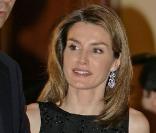 Letizia d'Espagne et son époux au 150e anniversaire de la banque Caixa. 05/02/09