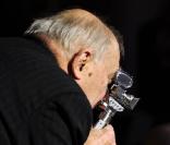Claude Chabrol et son Berlinale Kamera Award !