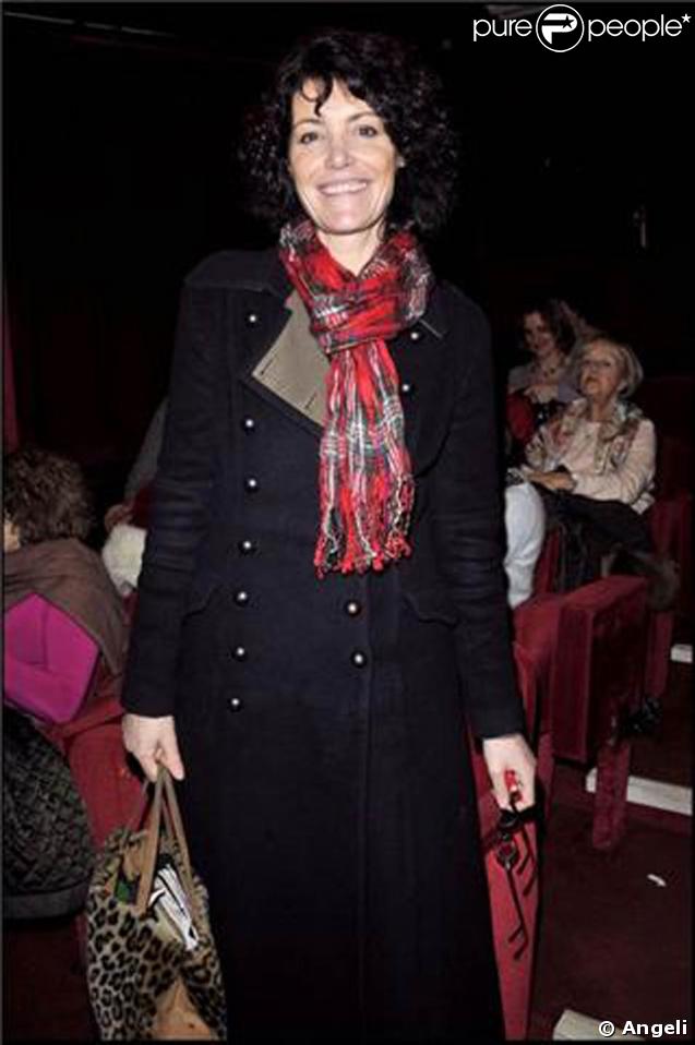 Caroline Tresca à la générale de la pièce  Bonté Divine . 09/02/09