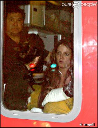 Britney Spears est transportée de chez elle au Cedars Sinaï en ambulance