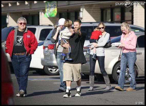 Exclu : Kevin Federline, ses enfants, et sa nouvelle fiancée Victoria Prince 