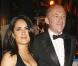 Toujours à Venise en avril 2006, le couple rivalise d'élégance mais avouons-le, la sublime Salma Hayek remporte la palme de la sensualité !