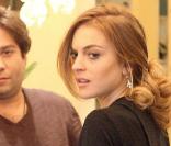 Lindsay Lohan en pleine séance shopping en solitaire à Beverly Hills hier