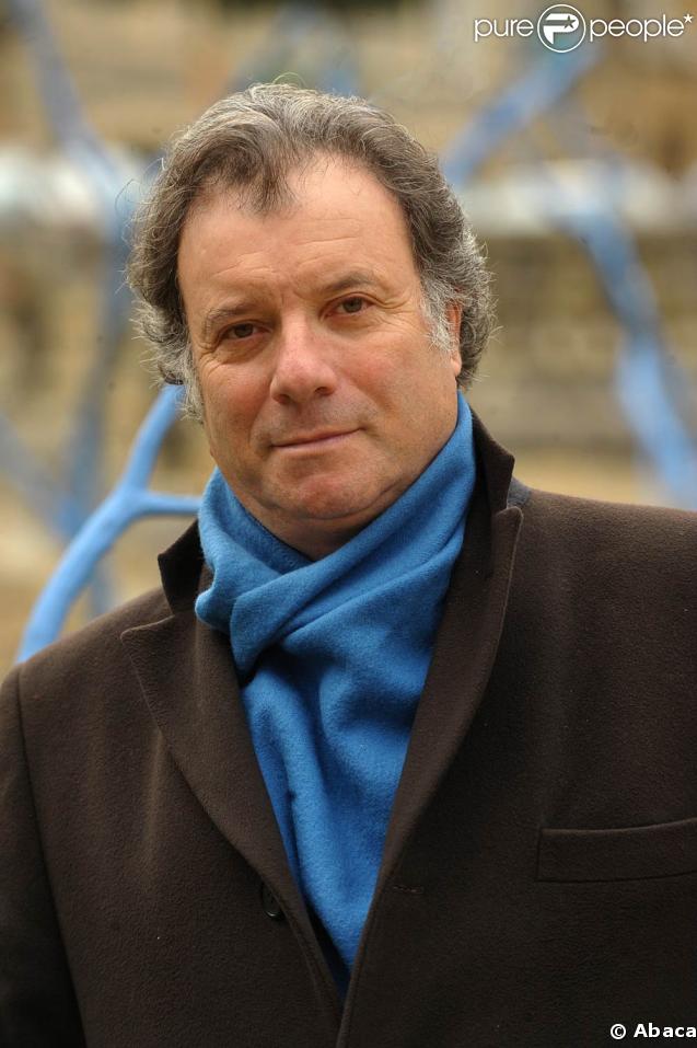 Daniel Russo ! Le roi de la comédie (Neuf mois) offre sa voix sympathique ou teigneuse au comédien américain entre autres. 