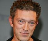 Vincent Cassel ! A peu près au même moment, on le voyait dans La Haine... un véritable homme-caméléon ! 