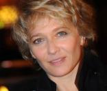 Ces deux actrices sont doublées par Micky Sebastian, connue pour son rôle dans Avocats et associés ! 