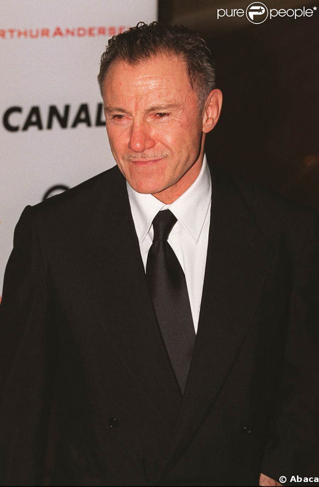 Harvey Keitel, spécialisé dans les rôles d'hommes bourrus, a la voix dans Reservoir Dogs et Pulp Fiction de... 