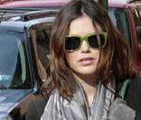 Rachel Bilson cache-t-elle sa grosse bague de fiançailles ?