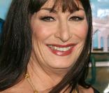 Anjelica Huston 