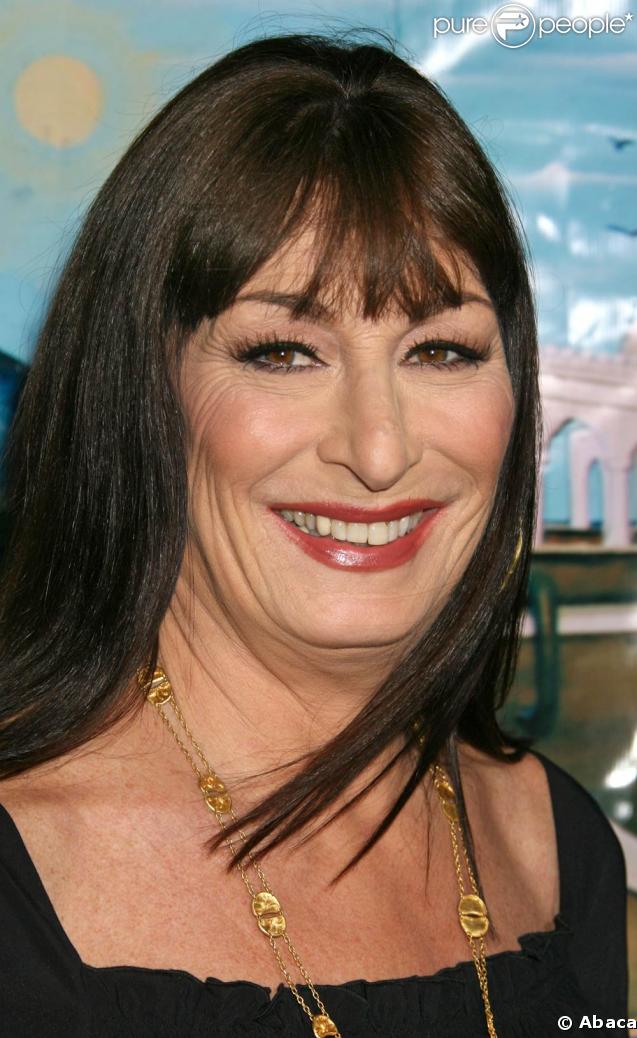 Anjelica Huston - Photos Kate W...