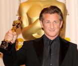 Sean Penn à la cérémonie des Oscars le 22 février 2009